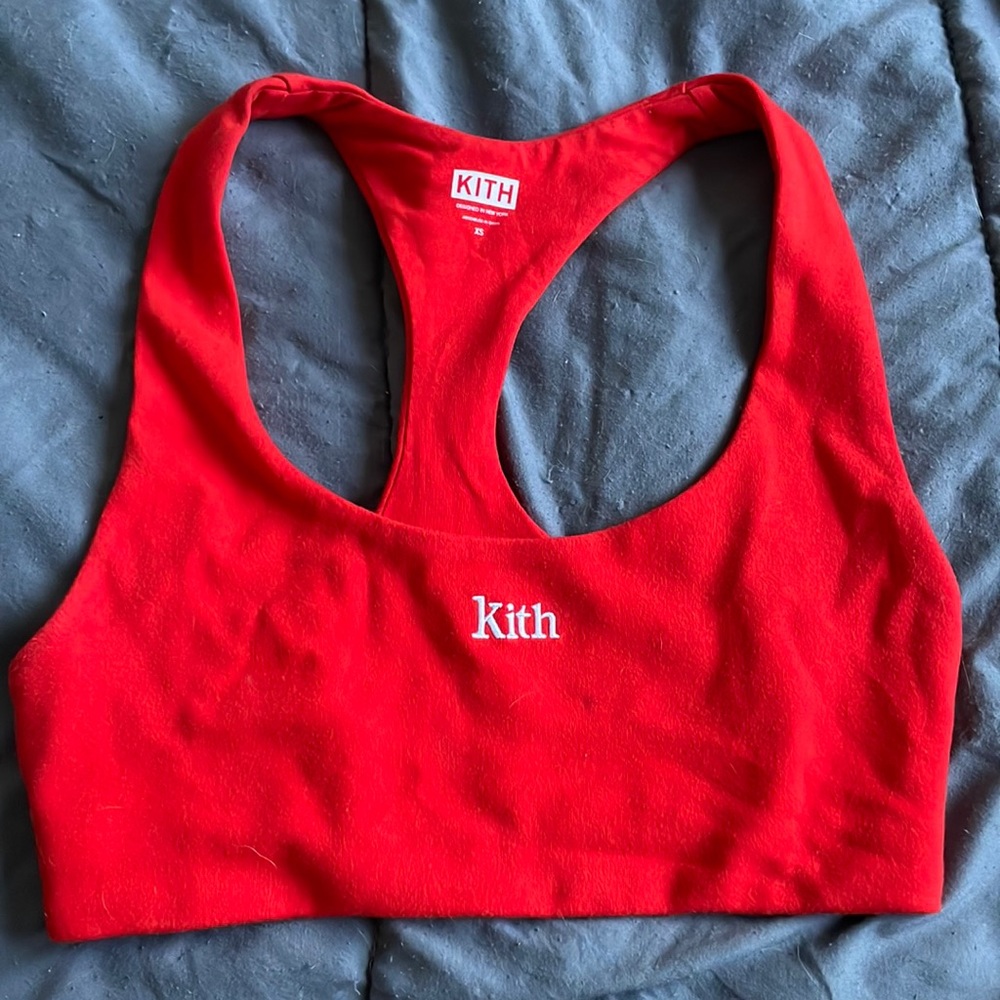 Red Kith crop top! Super fitting around chest!